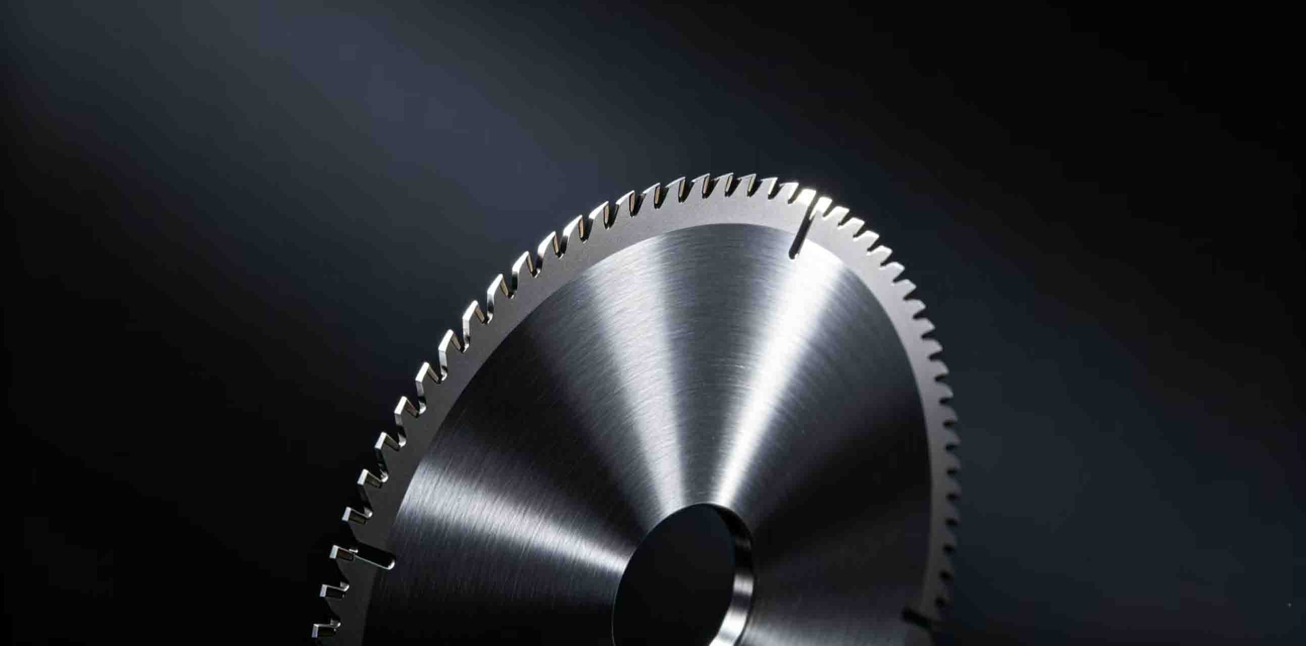 When Shearing Different Thickness Materials with Circular Blades, Is Separate Customization of the Edge Necessary?